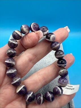 Chevron Amethyst Beaded Stretch Bracelet - Purple